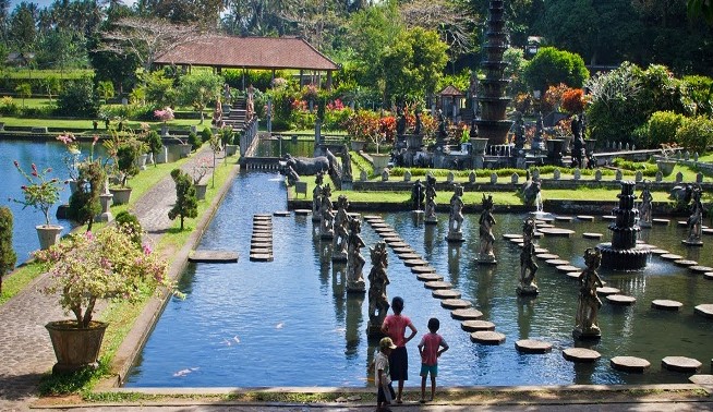 Taman Tirta Gangga di Bali